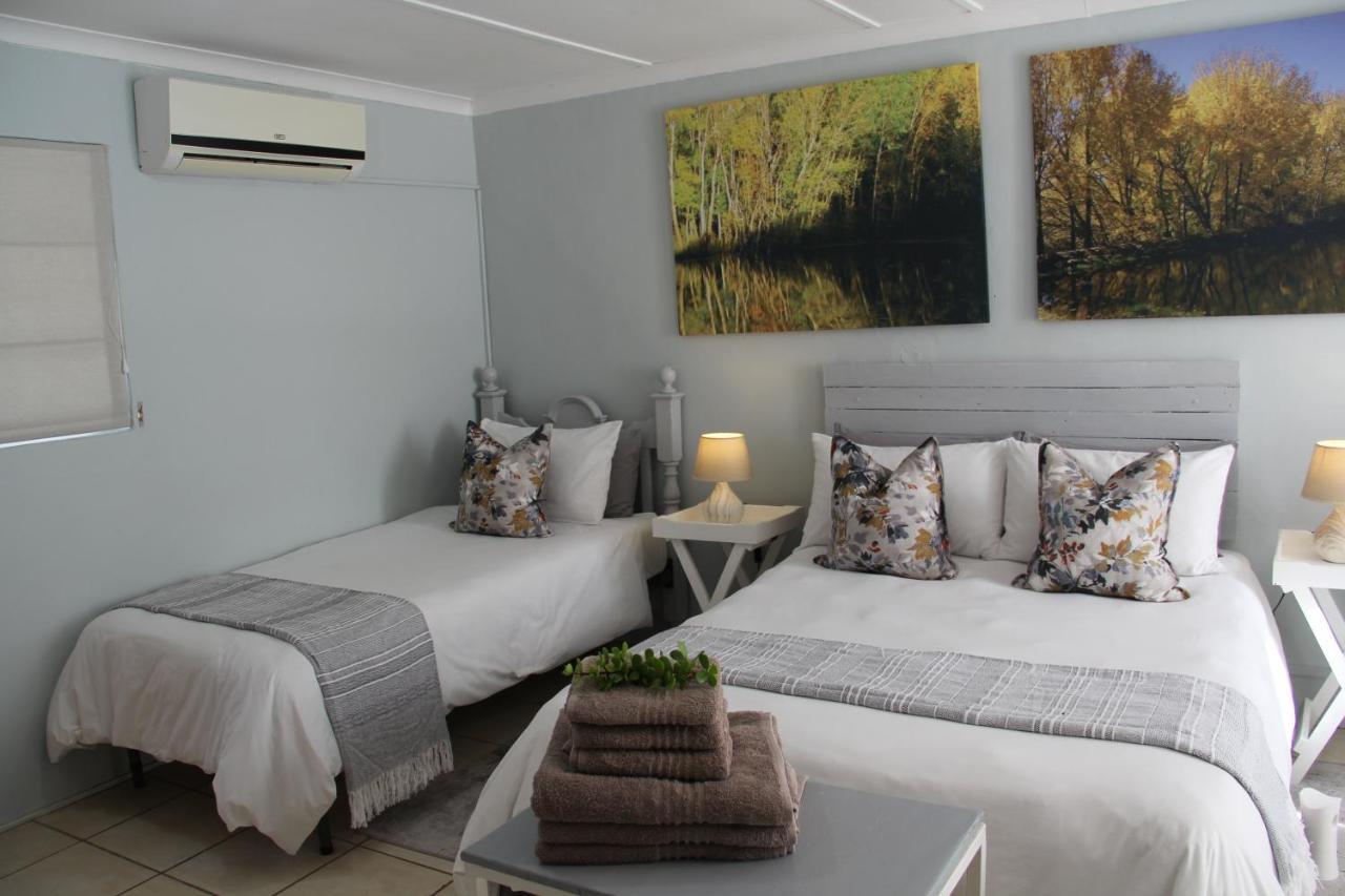 @Karoo Guesthouse Graaff-Reinet Esterno foto