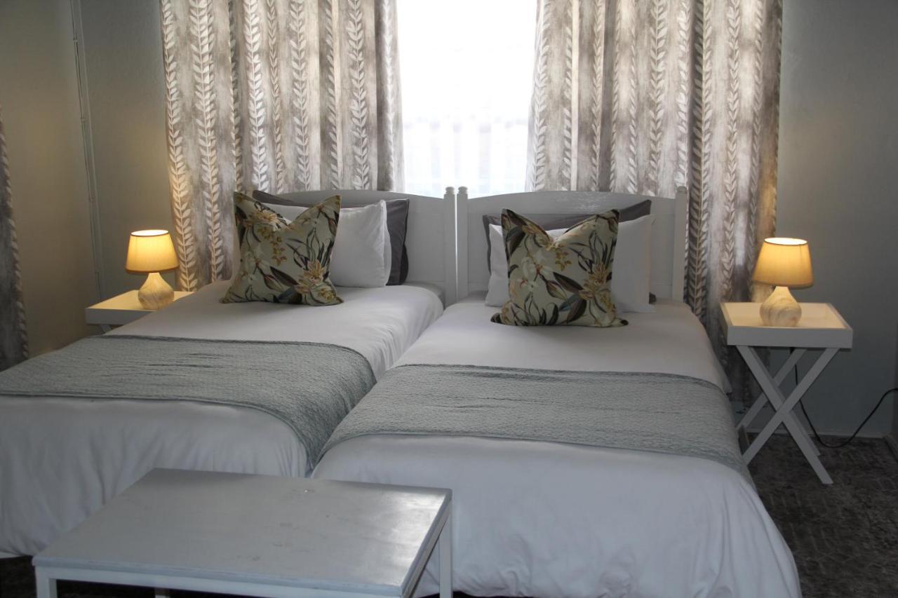 @Karoo Guesthouse Graaff-Reinet Esterno foto